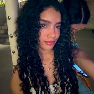 Meet your Posher, Natalia